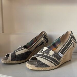 Toms Striped Peep toe Wedge Espadrille Calypso Sandal Size 8.5